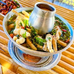 ต้มซุปเปอร์ตีน (หม้อไฟ)