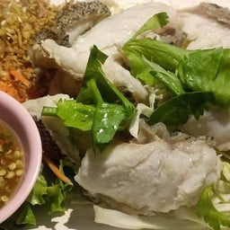 เนื้อปลาเก๋าลวก+น้ำจิ้มซีฟู๊ด