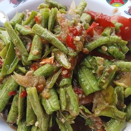 ตำถั่ว (เลือกใส่เนื้อสัตว์เองได้)