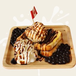 ปังมินิโทสต์บราวน์ชูก้าร์ ไข่มุก ไอศครีมวนิลา วิป