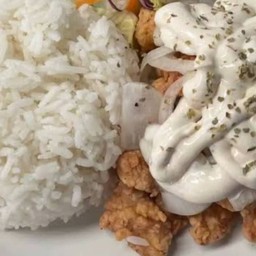 ข้าวไก่กรอบซอสหัวหอม