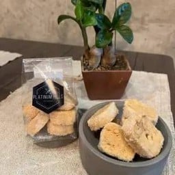 Maple cashew cookie