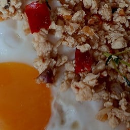 กะเพราไข่ข้น & อาหารตามสั่ง(ครัวJ2B)