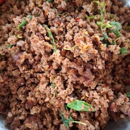 ผัดเผ็ดเนื้อสับ