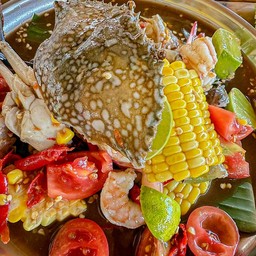 ส้มตำ ข้าวโพด+ปูม้า+กุ้งสุก
