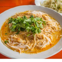 ขนมจีนน้ำยากะทิ