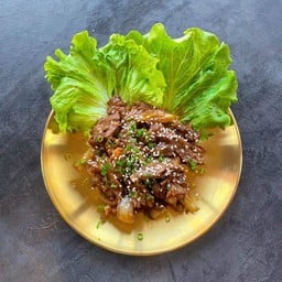 เนื้อผัดซอสเกาหลี