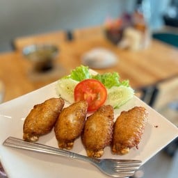 ปีกไก่ กระเทียม