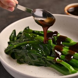 ผัดคะน้าน้ำมันหอย