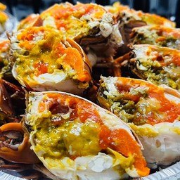 ปูดำไข่แน่ๆ 4ชิ้น