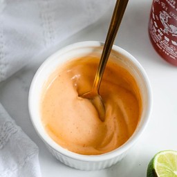 Mayo sriracha sauce