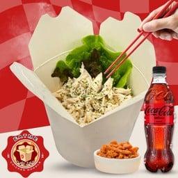 [อร่อยซ่ากับโค้ก] หมี่ไก่ฉีก +  โค้ก ไม่มีน้ำตาล (ขวด)