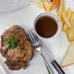สเต็กเนื้อสันในโคขุน