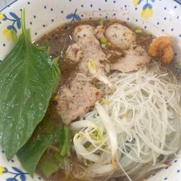 ก๋วยเตี๋ยวเรืออยุธยา พี่แอน