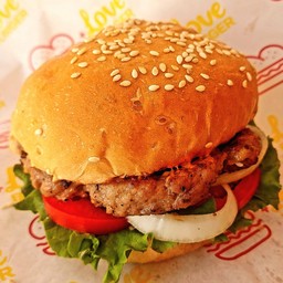 [อร่อยซ่ากับโค้ก] Pork Burger Black Pepper Mayo +  โค้ก ออริจินัล (กระป๋อง) 