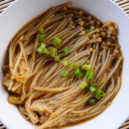 เห็ดเข็มทองผัดเนย