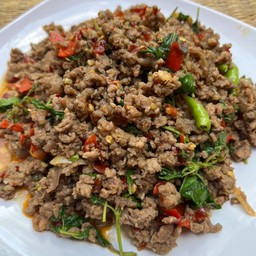 กะเพราเนื้อ