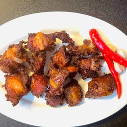 แหนมกระดูกอ่อนใบพายทอด