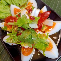 ยำไข่เป็ดยางมะตูม