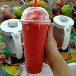 สตรอเบอร์รี่ปั่น