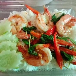 ข้าวผัดกระเพรากุ้ง