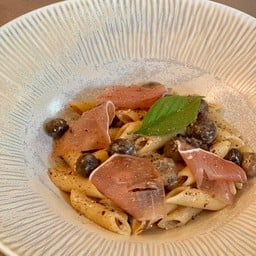 Truffle Puff Ball Mushroom Pasta