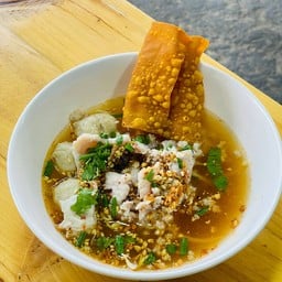 รณิดาเย็นตาโฟแมงกะพรุน
