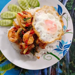 กะเพรากุ้ง