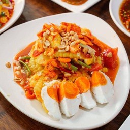ตำไทยข้าวโพดไข่เค็ม