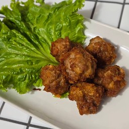 หมูก้อนทอด