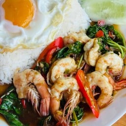 ข้าวกะเพรากุ้ง