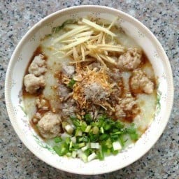 โจ๊กต้มเลือดหมูเจ้าเก่า-ตลาดพรานนก