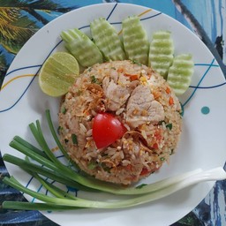 ข้าวผัดหมู
