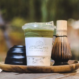 มัทฉะลาเต้ (มัทฉะนมสด) - Rest Awhile