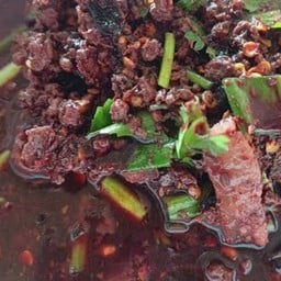 ซกเล็กหมูสุกเลือดดิบ
