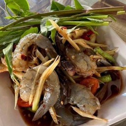 ตำกุ้งสด