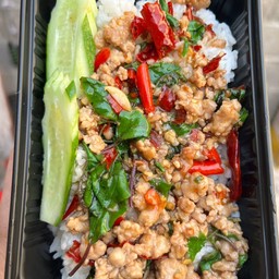 กะเพราหมูสับ