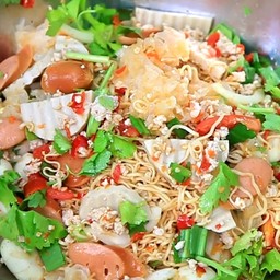 ยำมาม่า เจ