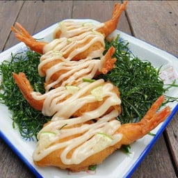 กุ้งทอดซอสมะนาวคะน้ากรอบ