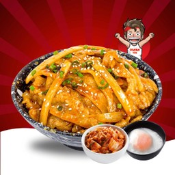 P.4โปรโมชั่น ข้าวผัดกระเทียม เนื้อริบอาย ซอสโคชูจัง +ไข่ออนเซ็น  +กิมจิ