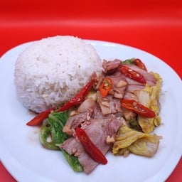 ผัดผักกาดขาวเบคอน