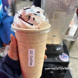 เนสกาแฟโอริโอ้ปั่น + วิปครีม