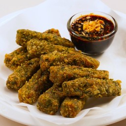 กุยช่ายฟรายส์ 10 ชิ้น พร้อมซอส