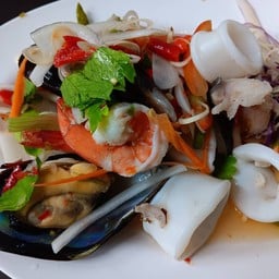 ยำรวมทะเล