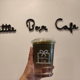 มะพร้าวมัทฉะ