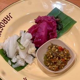 I02 แจ่วปลาร้า ผักดอง / Fermented Fish Chili With Pickled