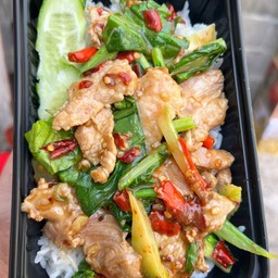 คะน้าหมูชิ้น