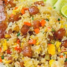 ข้าวผัดกุนเชียง