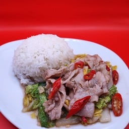 ผัดผักกาดขาวสามชั้นสไลด์