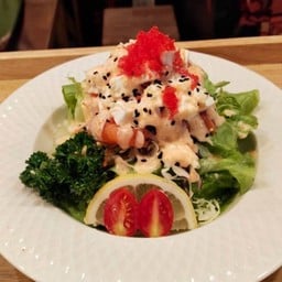 G06-สลัดแซลมอลชีส